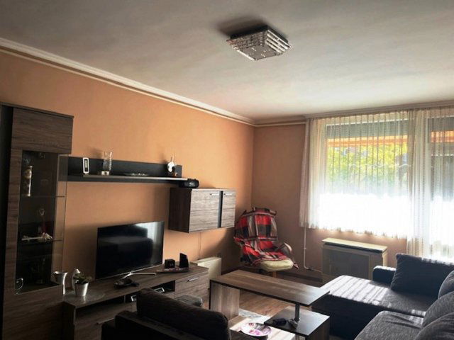 Eladó téglalakás, Kecskeméten 45.9 M Ft, 2 szobás