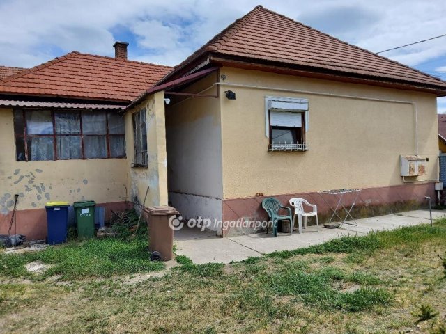 Eladó családi ház, Hévízgyörkön 42 M Ft, 3+1 szobás