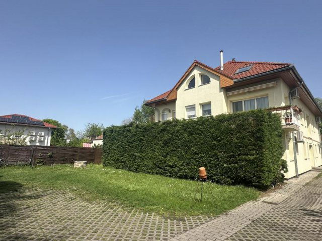 Eladó téglalakás, Budapesten, XVIII. kerületben 110 M Ft