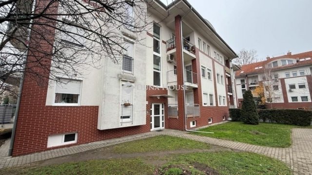 Eladó téglalakás, Budapesten, X. kerületben 65 M Ft, 2 szobás