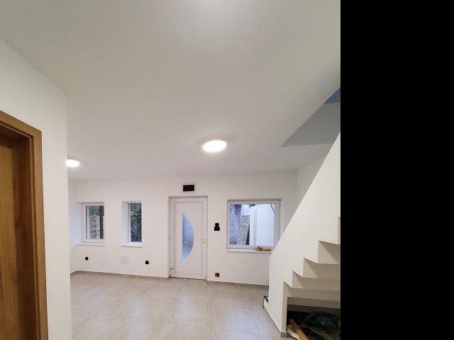 Eladó családi ház, Budapesten, III. kerületben 69.9 M Ft