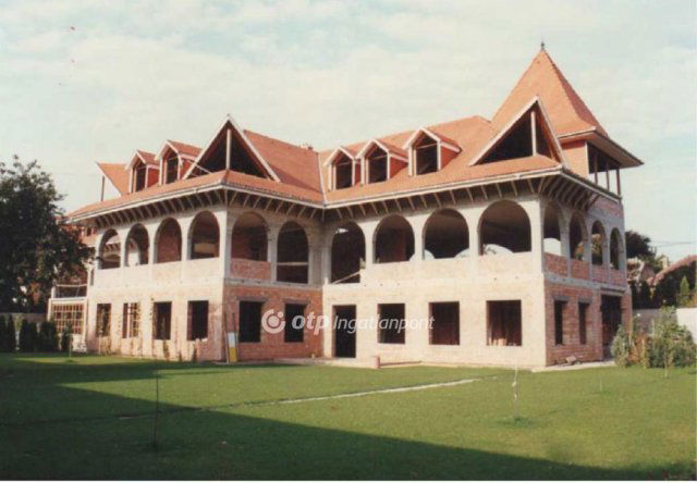 Eladó hotel, Budapesten, XVI. kerületben 933.45 M Ft