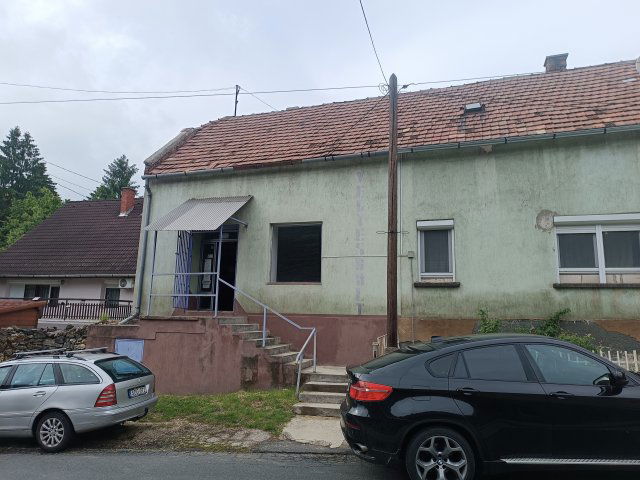 Eladó üzlethelyiség, Úrkúton 7.4 M Ft / költözzbe.hu