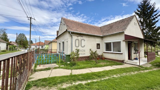 Eladó családi ház, Pakodon 19.9 M Ft, 2 szobás