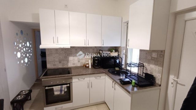 Eladó téglalakás, Budapesten, XV. kerületben 72 M Ft, 2 szobás