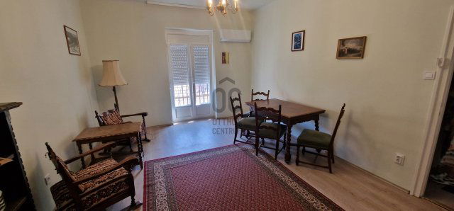 Kiadó téglalakás, albérlet, Esztergomban 195 E Ft / hó
