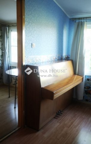 Eladó családi ház, Nagykovácsiban 156 M Ft, 5 szobás