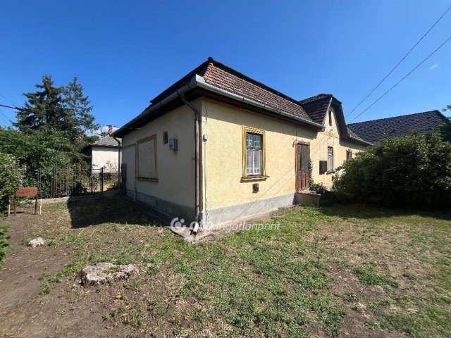 Eladó családi ház, Debrecenben 85 M Ft, 5 szobás