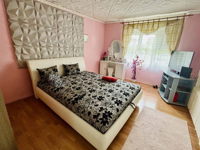 Eladó családi ház, Szikszón 19.9 M Ft, 2 szobás