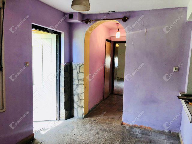 Eladó családi ház, Zalaapátin 18.5 M Ft, 3 szobás