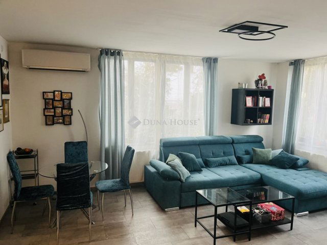 Eladó családi ház, Szigethalmon 70 M Ft, 4 szobás