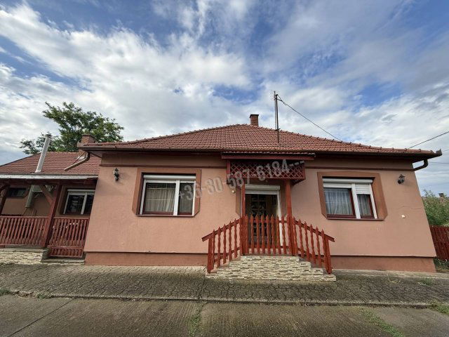 Eladó családi ház, Kabán 39.9 M Ft, 4 szobás