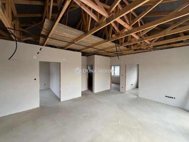 Eladó családi ház, Mosonmagyaróváron 77.9 M Ft, 4 szobás