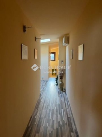 Eladó családi ház, Budapesten, XX. kerületben 97 M Ft, 6 szobás
