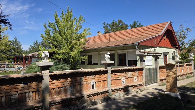 Eladó családi ház, Zsákán 28.5 M Ft, 3 szobás