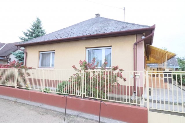 Eladó családi ház, Monorierdőn 62.9 M Ft, 3 szobás