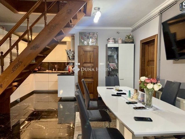 Eladó családi ház, Kiskunlacházán 95.9 M Ft, 4 szobás