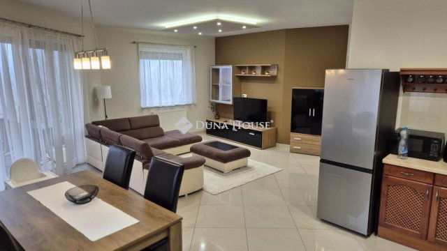 Kiadó téglalakás, albérlet, Kecskeméten 280 E Ft / hó