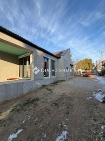 Eladó családi ház, Budapesten, XVII. kerületben 173.99 M Ft