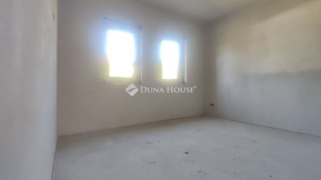 Eladó nyaraló, Balatonkeresztúron 86 M Ft, 4 szobás