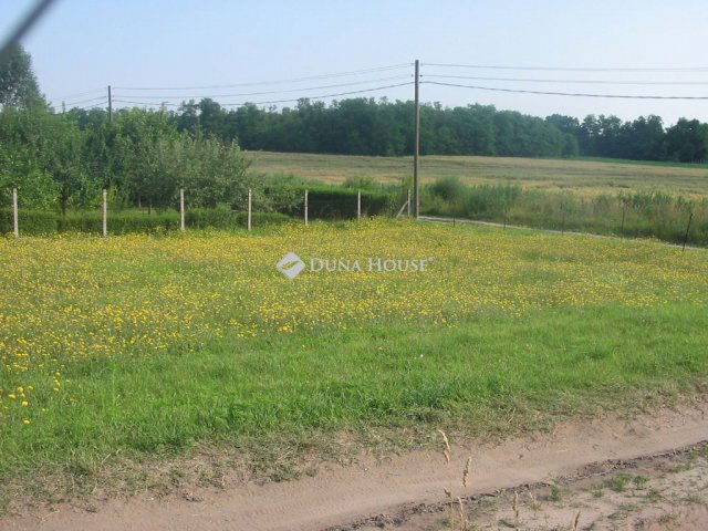 Eladó telek, Kunpeszéren 1.99 M Ft / költözzbe.hu