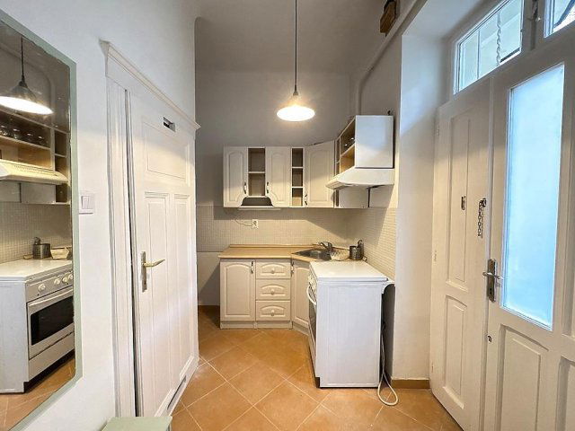 Kiadó téglalakás, albérlet, XIV. kerületben, Cházár András utcában