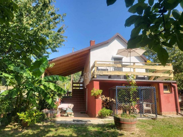 Eladó családi ház, Várvölgyön 46.9 M Ft, 2 szobás