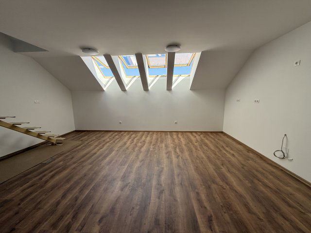 Eladó téglalakás, Nyíregyházán 35 M Ft, 2 szobás