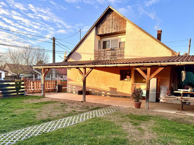 Eladó családi ház, Nemesapátiban 36.9 M Ft, 4 szobás