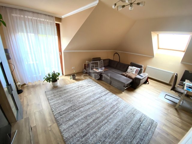 Eladó téglalakás, Budapesten, XVII. kerületben 92 M Ft