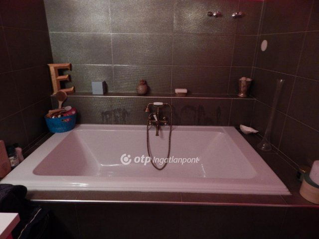 Eladó téglalakás, Budapesten, II. kerületben 229 M Ft, 3 szobás