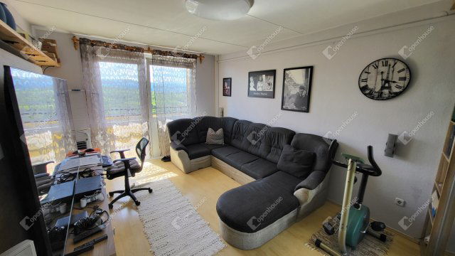 Eladó panellakás, Miskolcon 30.99 M Ft, 3 szobás