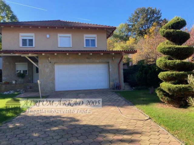 Eladó családi ház, Érden 249 M Ft, 4 szobás