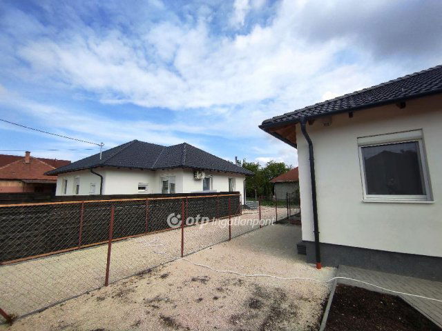 Eladó családi ház, Érden 139.9 M Ft, 4 szobás