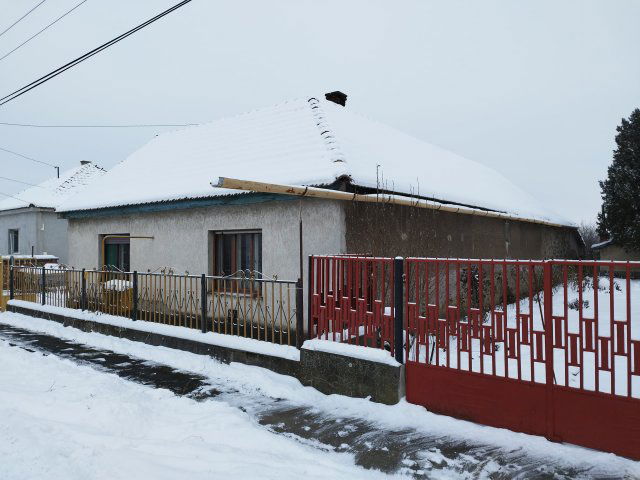 Eladó családi ház, Zagyvaszántón 12.3 M Ft, 3 szobás