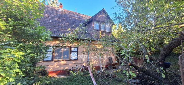 Eladó ikerház, Balatonfűzfőn 72.9 M Ft, 5 szobás