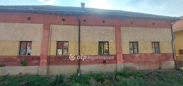 Eladó családi ház, Kunszentmártonban 7.8 M Ft, 2 szobás