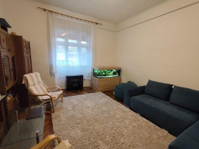 Eladó téglalakás, Budapesten, IV. kerületben, Lőrinc utcában