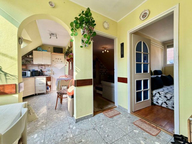 Eladó téglalakás, Sárváron 34.9 M Ft, 2 szobás