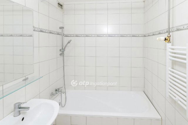 Eladó panellakás, Budapesten, XI. kerületben 75 M Ft, 2 szobás