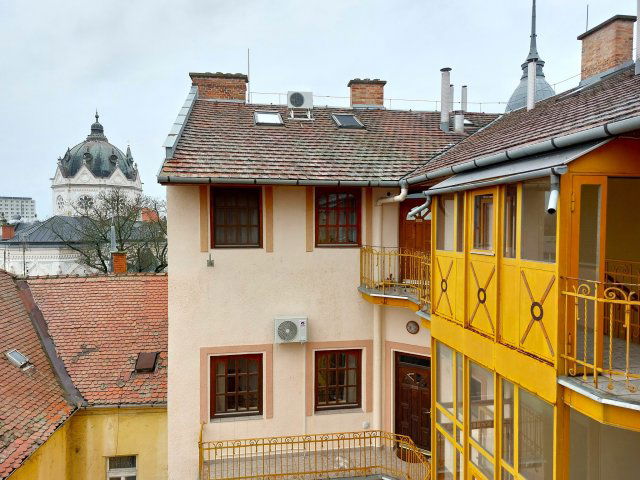 Eladó téglalakás, Szolnokon 69.9 M Ft, 2+2 szobás