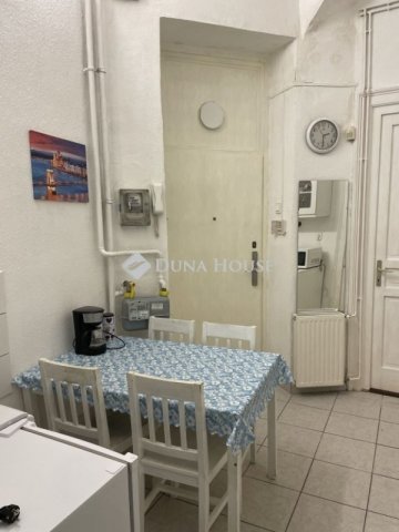 Eladó téglalakás, Budapesten, III. kerületben 55 M Ft, 1 szobás