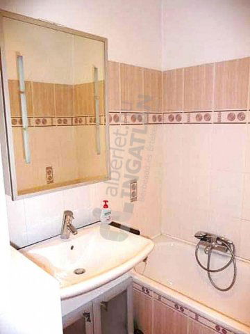 Kiadó téglalakás, albérlet, VI. kerületben, Szófia utcában