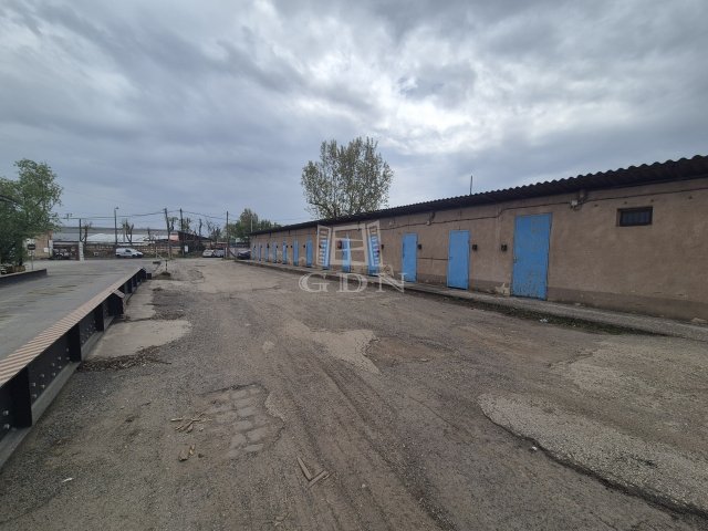 Eladó ipari ingatlan, Budapesten, X. kerületben 699 M Ft