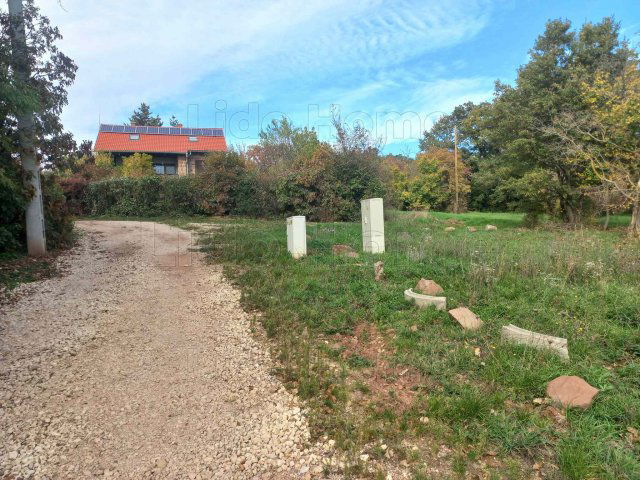 Eladó telek, Balatonalmádiban 65 M Ft / költözzbe.hu