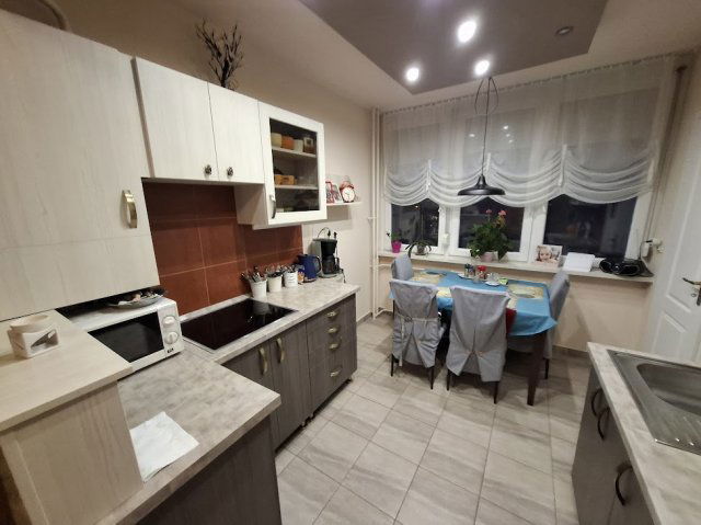 Eladó panellakás, Hajdúszoboszlón 68 M Ft, 2+1 szobás