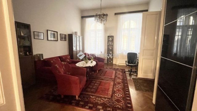 Eladó téglalakás, Budapesten, VI. kerületben 139.9 M Ft