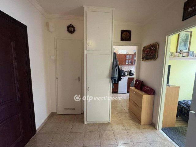 Eladó panellakás, Debrecenben 54.9 M Ft, 2 szobás