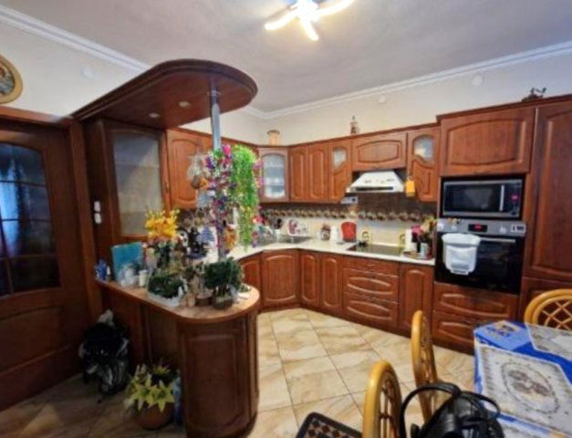 Eladó ikerház, Budapesten, XIV. kerületben 169 M Ft, 3 szobás