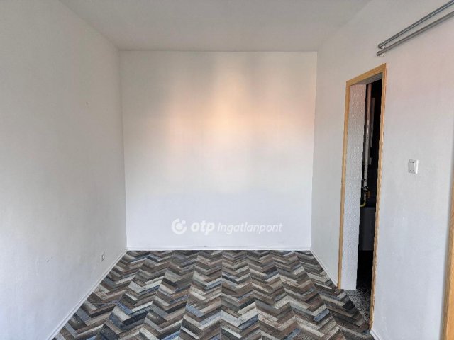 Eladó téglalakás, Szombathelyen 53 M Ft, 2 szobás